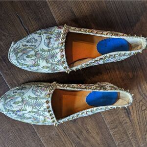 Christian Louboutin Spiked Flat Size 9 Must See